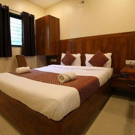 New Prakash International Hotel Mumbai  Buitenkant foto