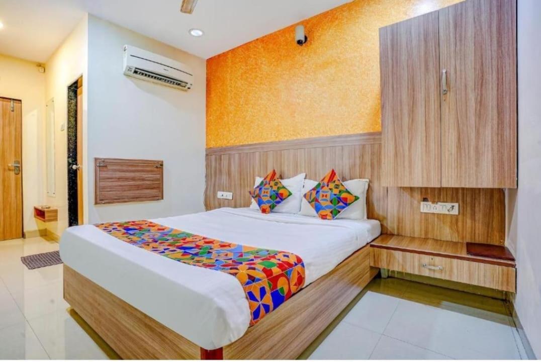 New Prakash International Hotel Mumbai  Buitenkant foto